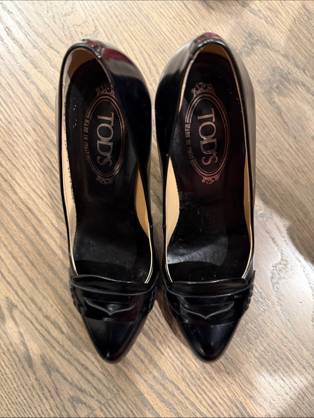 Tod’s Black Leather Pointed Toe Pumps Made in Italy Size 39 US 8.5